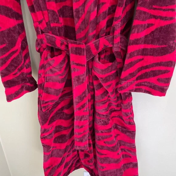 Roberto Cavalier Unisex Zebra Shawl Bathrobe Red Size XXL - Picture 7 of 15